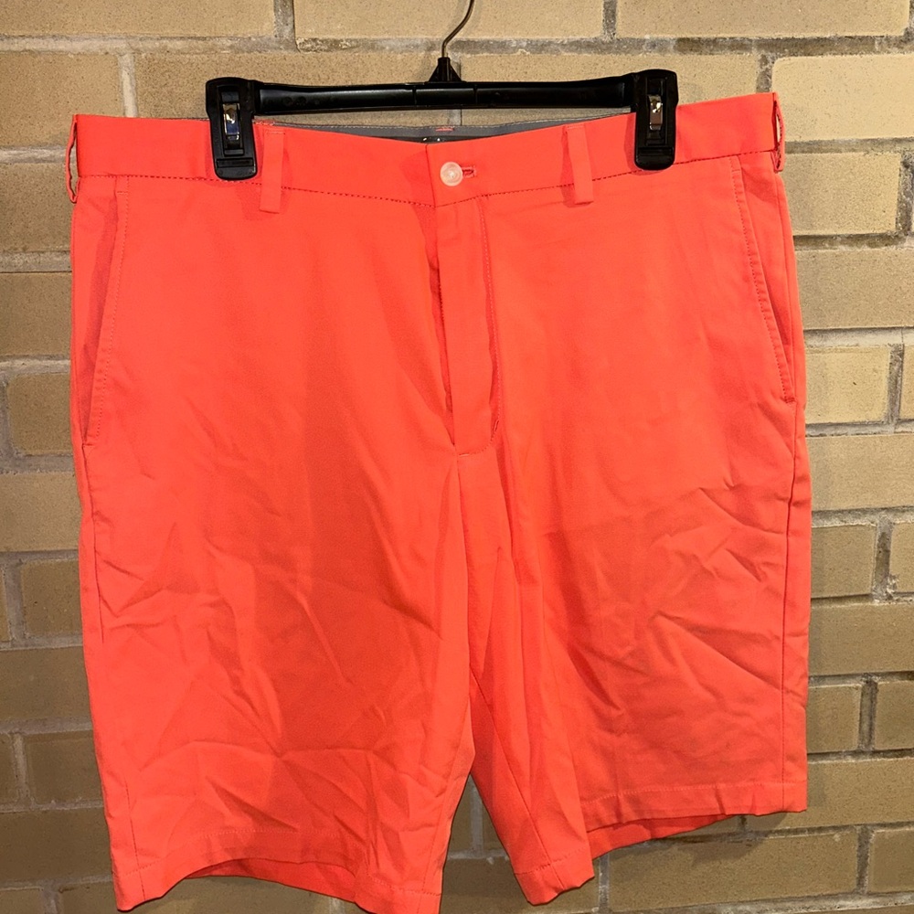 Walter Hagen Men's Salmon Performance 11 Golf Short